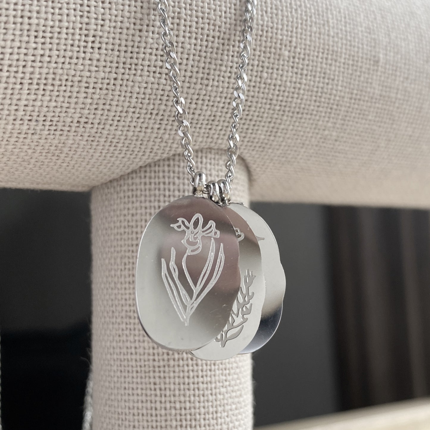 Birth Flower Necklace Silver Stainless Steel Waterproof Jewelry