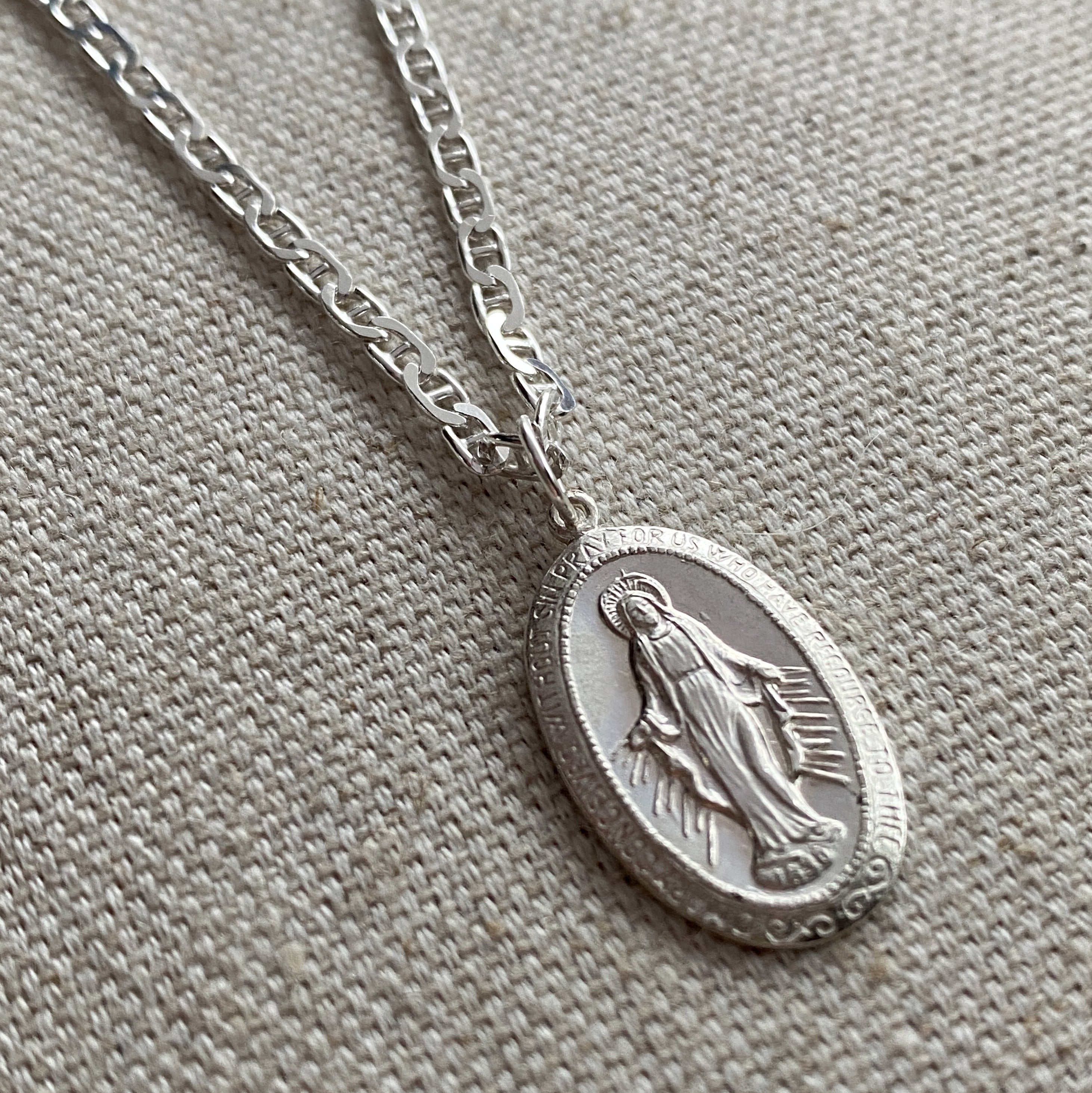 Miraculous Medal Blessed Mother Virgin Mary Silver Oval Necklace – River  Valley Designs