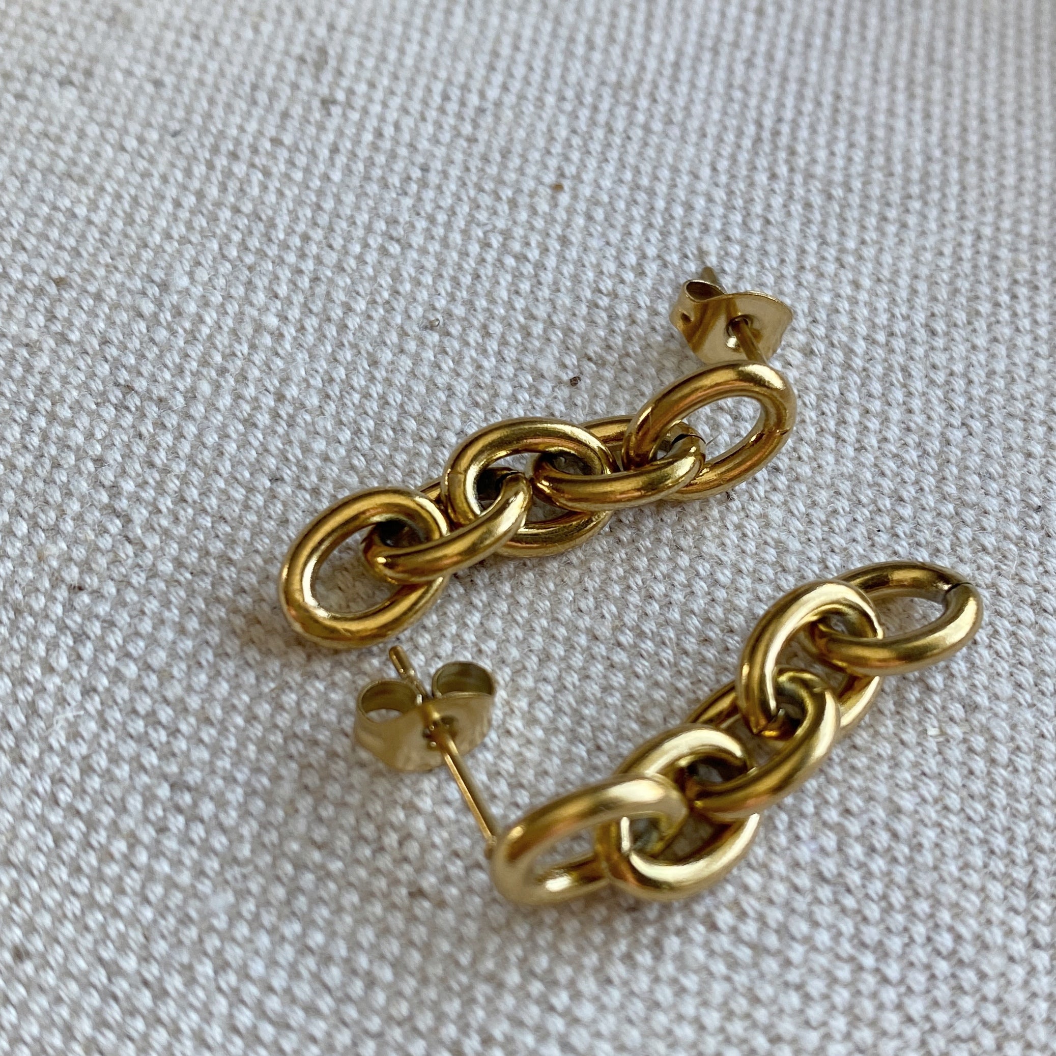 22k Floral Drop Gold Earrings | Raj Jewels