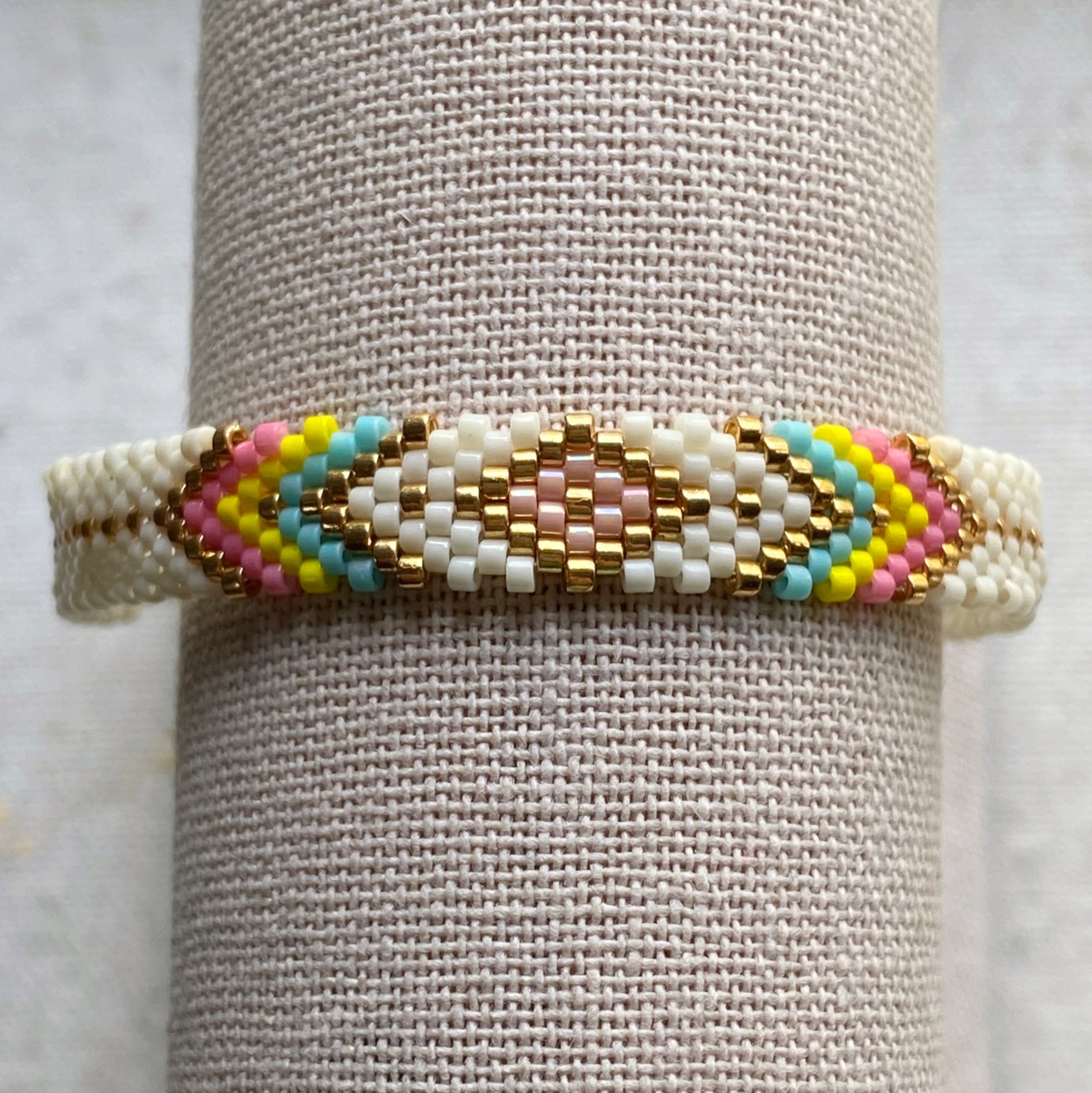 Step by Step Tutorials - Bracelet Patterns - Instant Download Bracelet  Pattern - Page 1 - Off the Beaded Path