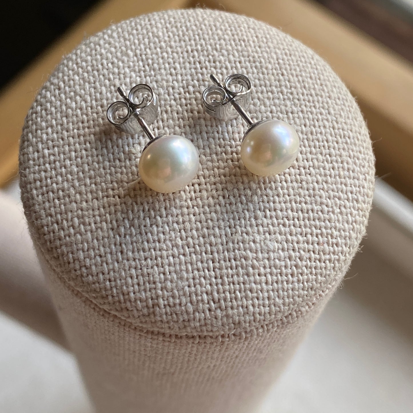 Pearl Stud Earrings Cultured Freshwater Pearls