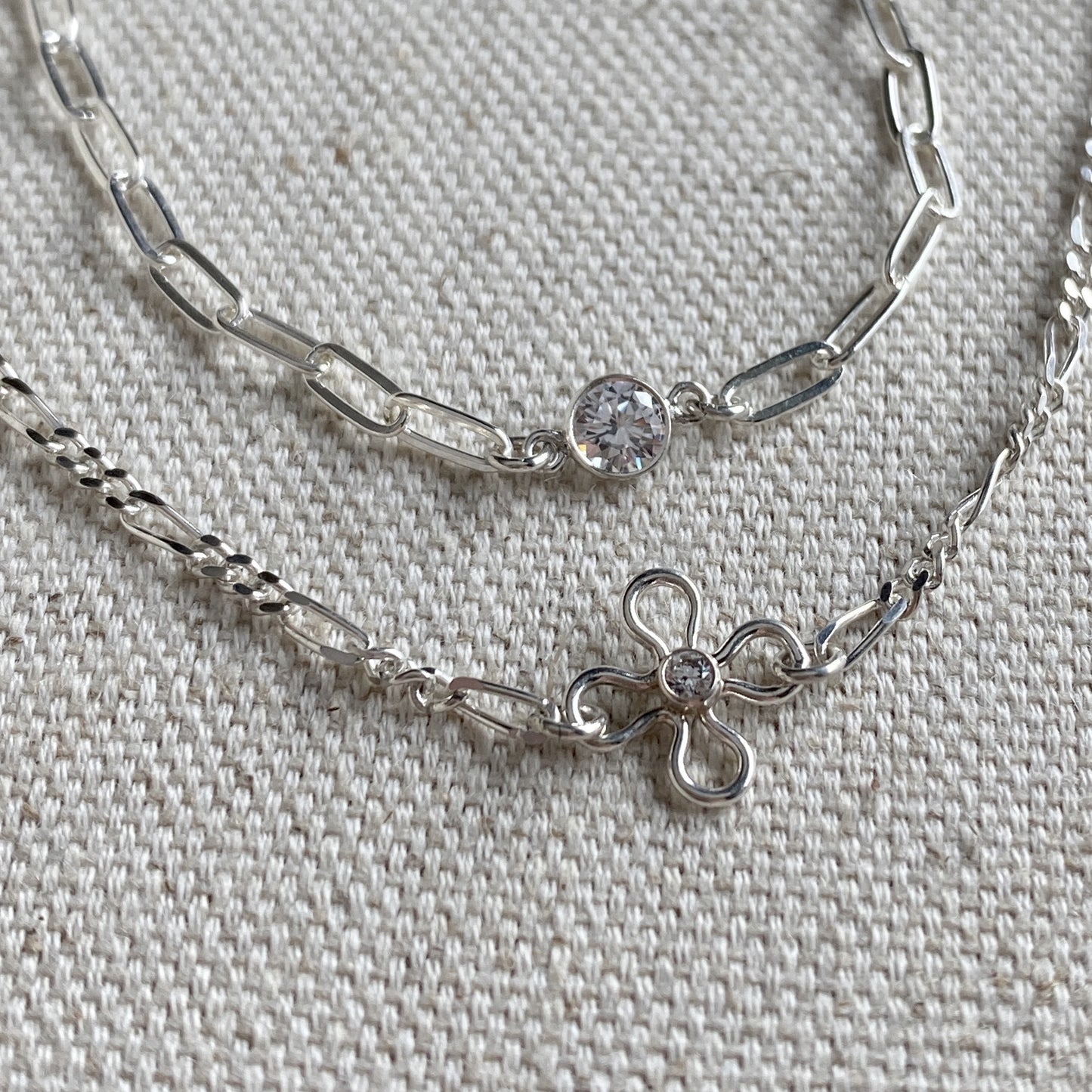 Silver Figaro Chain Bracelet Daisy Flower Station Link Sterling Silver