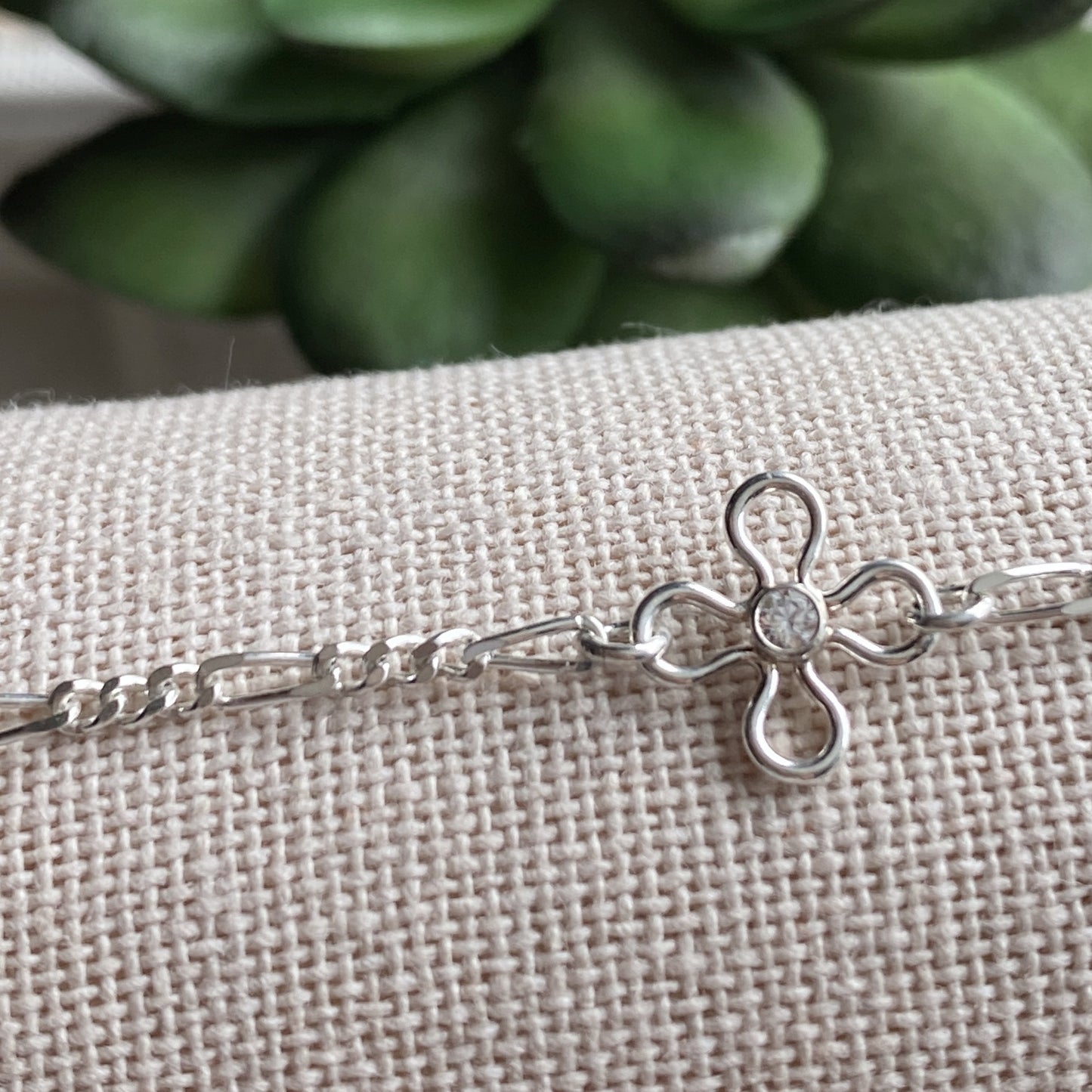 Silver Figaro Chain Bracelet Daisy Flower Station Link Sterling Silver